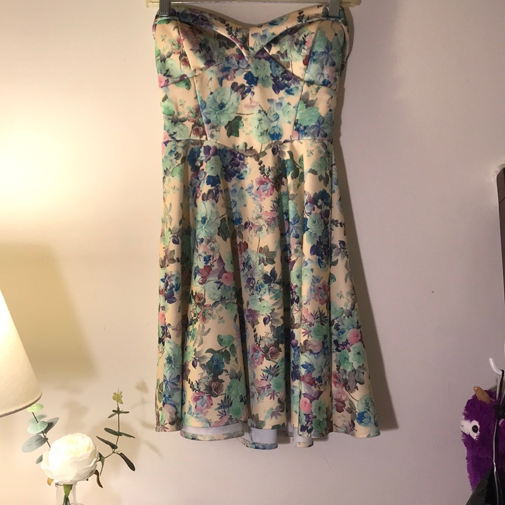 Emerald Sundae Junior Floral Strapless Dress